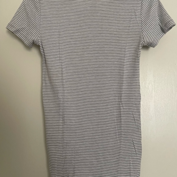 Gap Modern Crew Tee - Picture 2 of 3